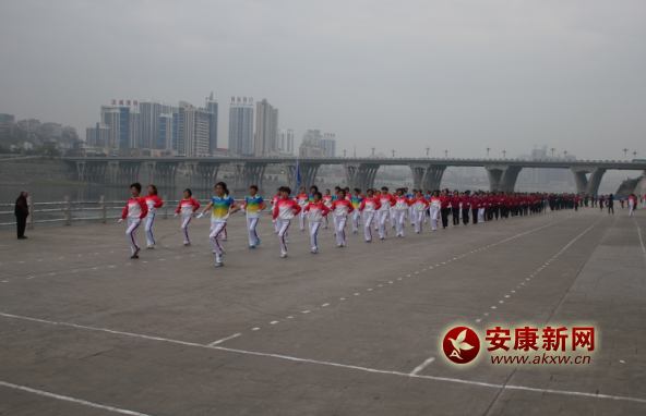 QQͼƬ20150330185109.jpg