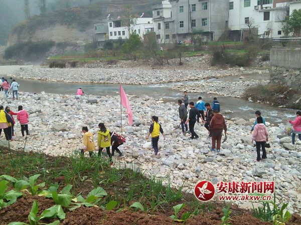 旬阳小河镇多少人口_旬阳市双河镇特产