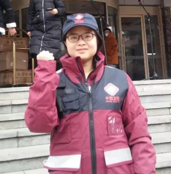 Ѧ屦