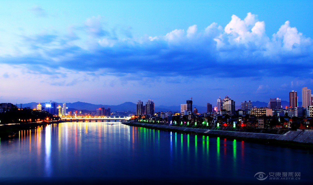 夜景 安康新网(www.akxw.cn)