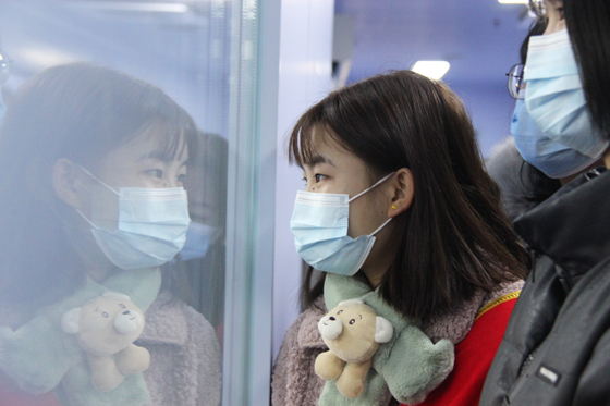 汇集爱心洪流 传递献血理念——2020年安康学院学生参加血站开放日活动