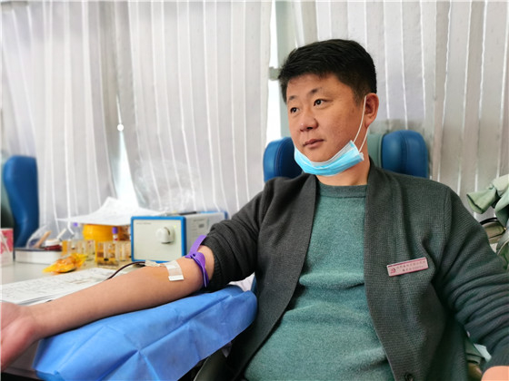 献血传真情，为党旗添光彩 ——三元村春季无偿献血活动侧记