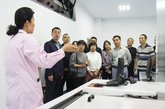 榆林市中心血站一行来我站参观交流