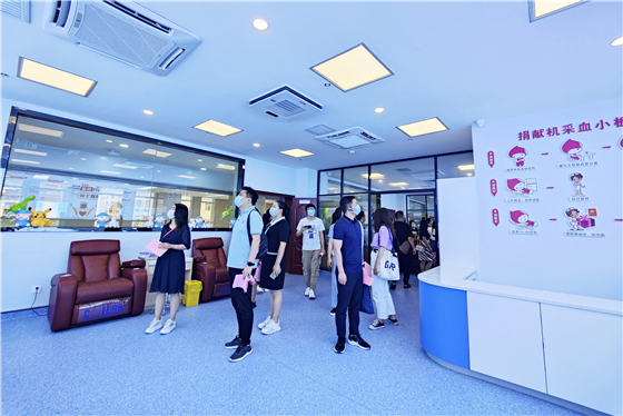 全市精神文明创建工作观摩活动走进市中心血站