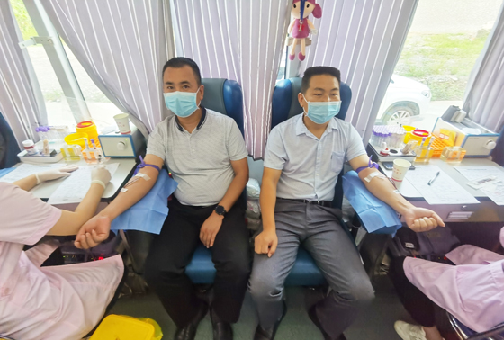 旬阳县红军镇开展“学党史、办实事”爱心献血 活动