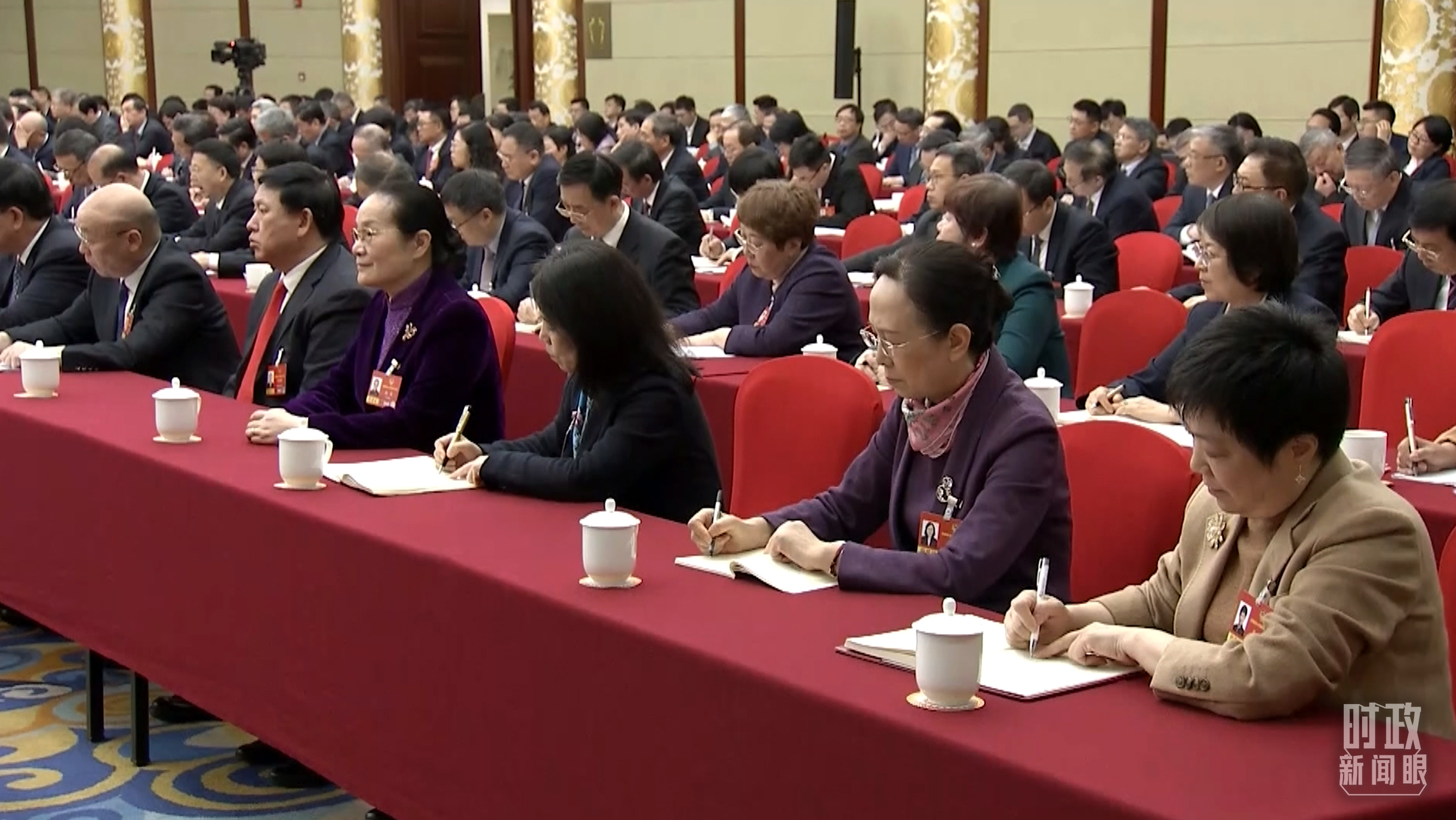 △当天的政协联组会现场。