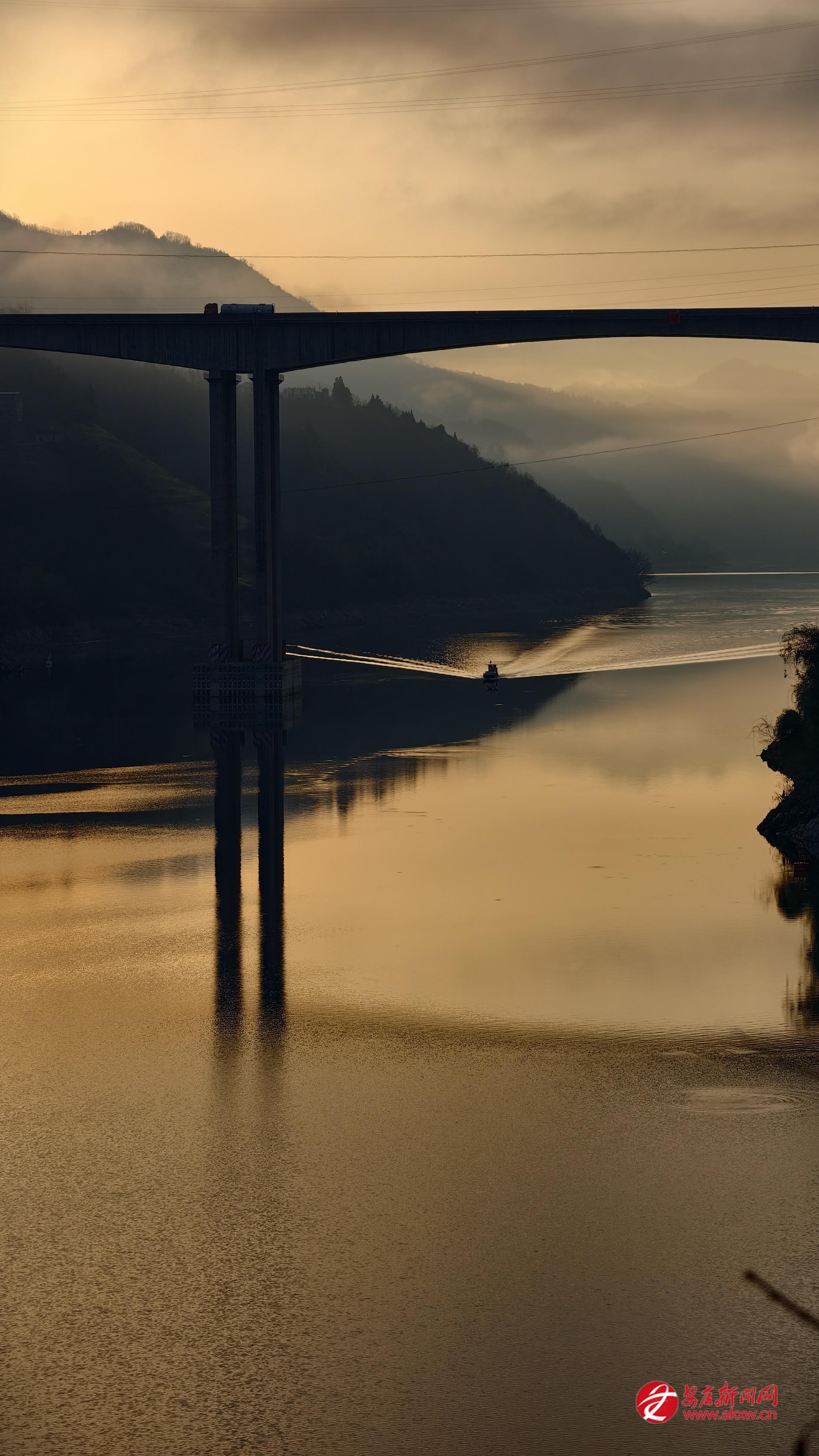 汉江紫阳段 柯增伟 摄